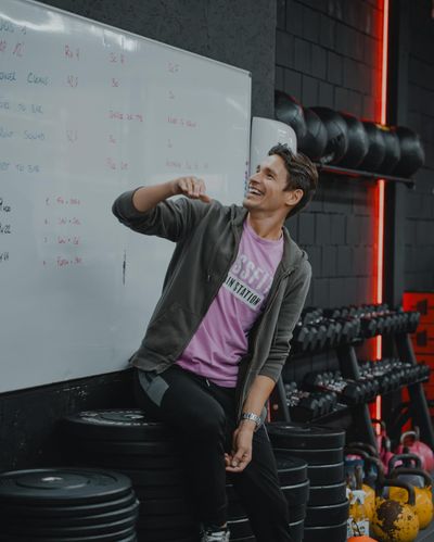 Coach CrossFit encadrant un cours collectif chez CrossFit TTS Waterloo